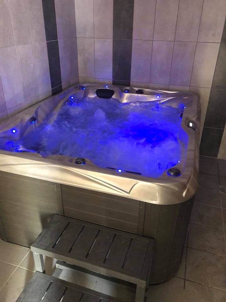 jacuzzi intérieur
