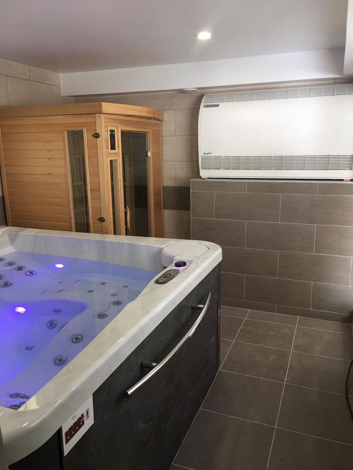 jacuzzi sauna