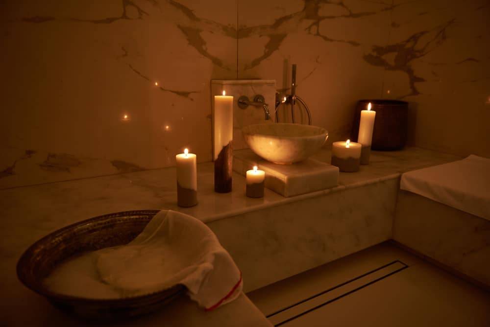 hammam sombre